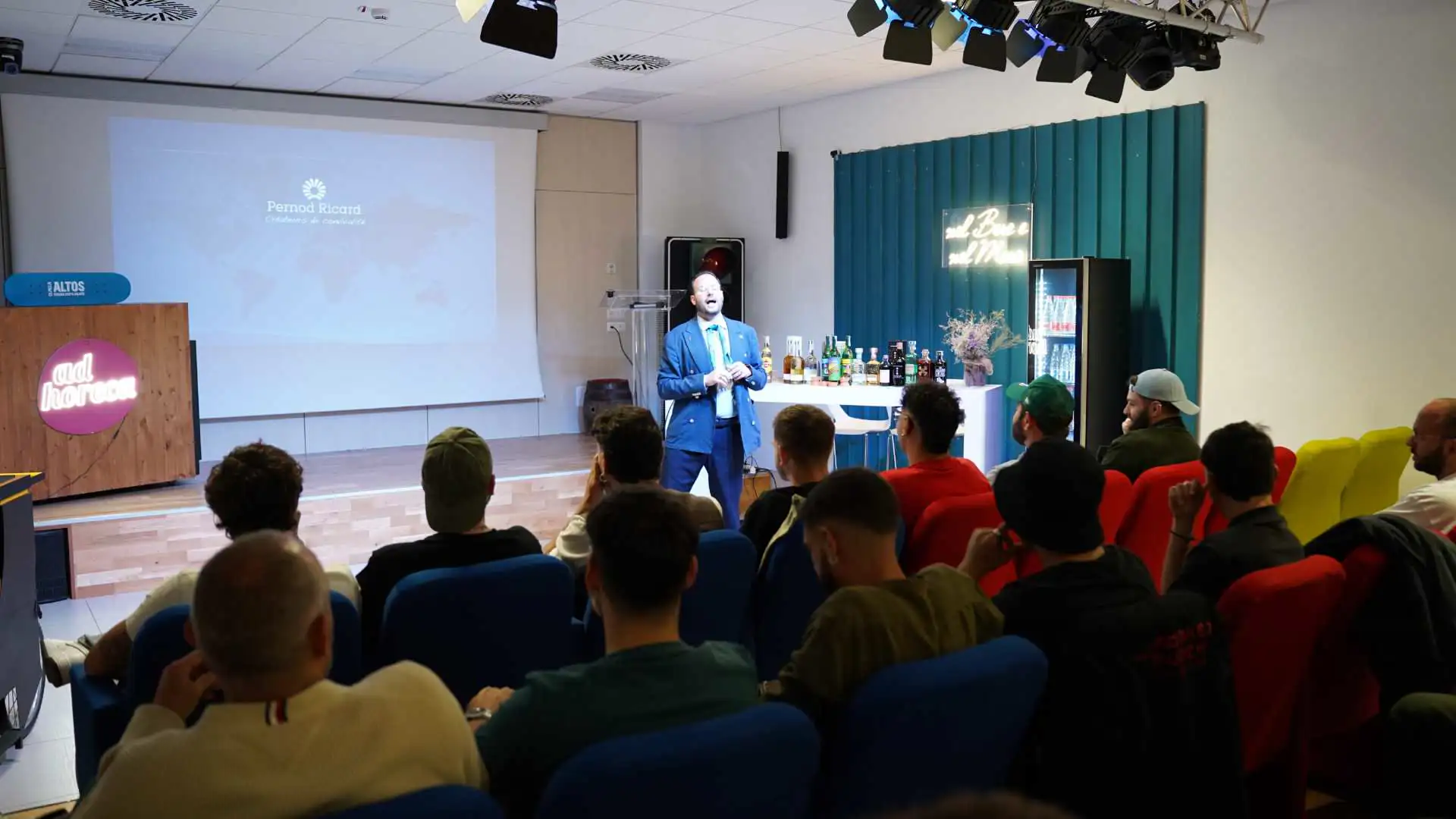 Alejandro Mazza introduce la cultura dell’agave nella sessione teorica di The Clubbing by Pernod Ricard | Ad Horeca